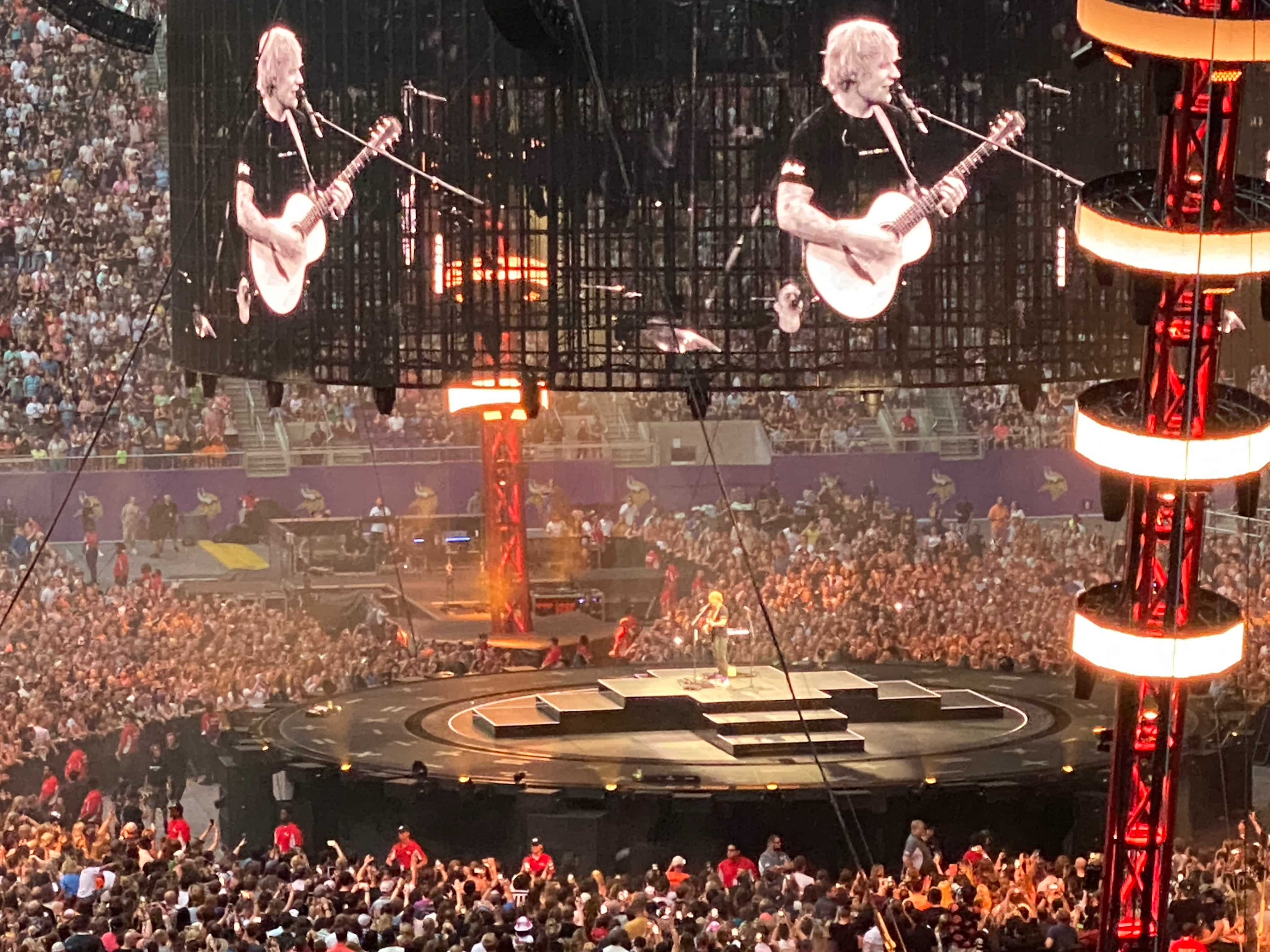 Ed Sheeran – Mathematics Tour!